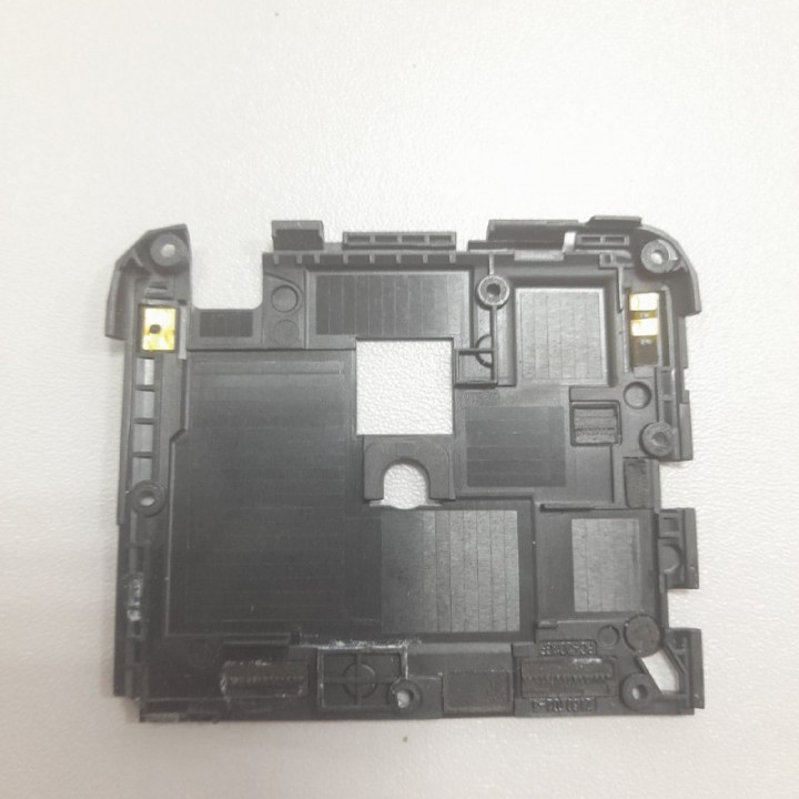 Часть корпуса Meizu M1