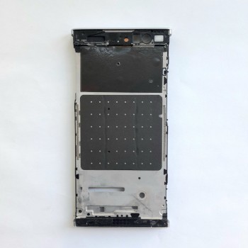 Средняя часть корпуса с рамкой Sony Xperia XA2 (серебристый)