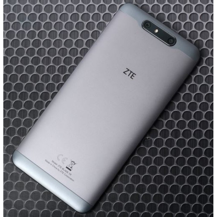 Задняя крышка ZTE Blade V8